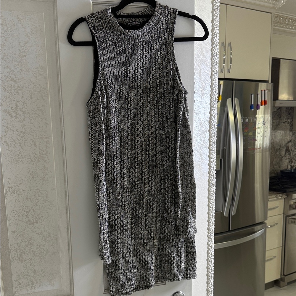 Sleeveless Gray Knit Dress